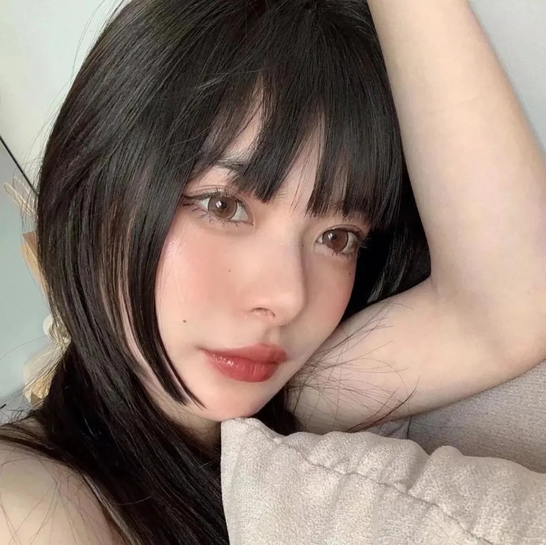 雪娘海报